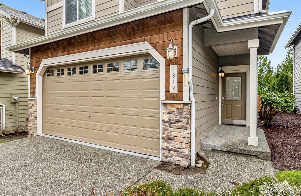 Photo of 1912 106th AVE SE Ave, Lake Stevens, WA 98258 (MLS # 2495541)