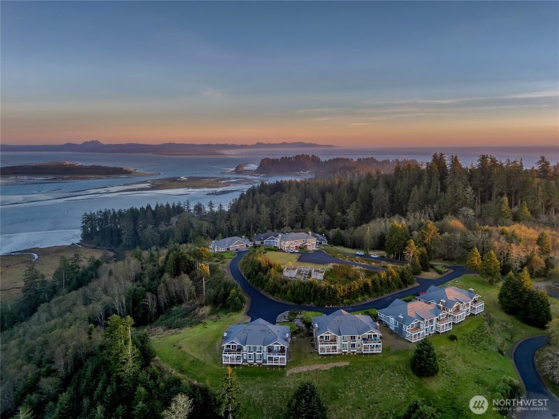 3224 Overlook Loop