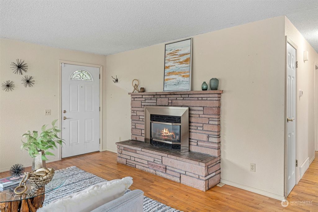 Photo of 13418 80th Avenue S, Seattle, WA 98178 (MLS # 2257473)