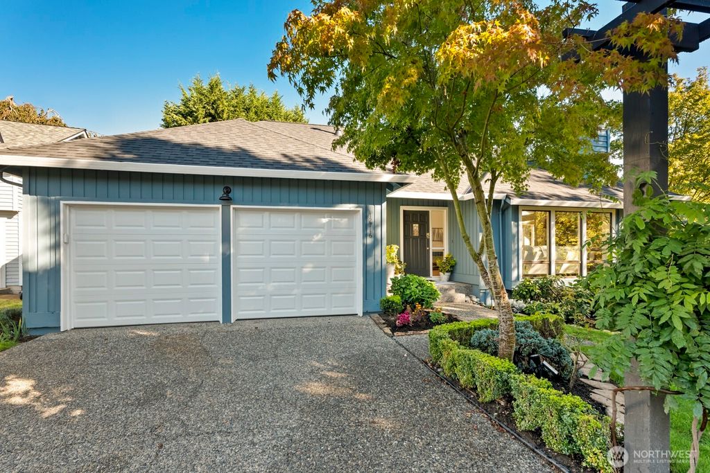 Photo of 12716 87th Court NE, Kirkland, WA 98034 (MLS # 2444647)