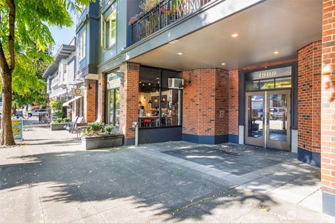 Photo of 1909 10th Avenue W #201, Seattle, WA 98119 (MLS # 2569178)
