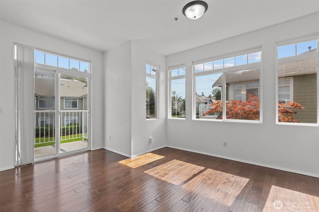 Photo of 535 241st Lane SE, Sammamish, WA 98074 (MLS # 2431980)