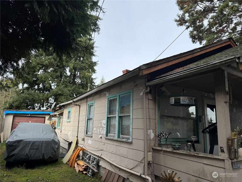 Photo of 14413 11th Avenue SW, Burien, WA 98166 (MLS # 2251389)