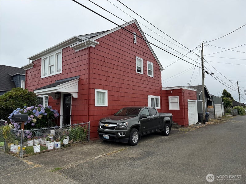 409 N Jefferson Street