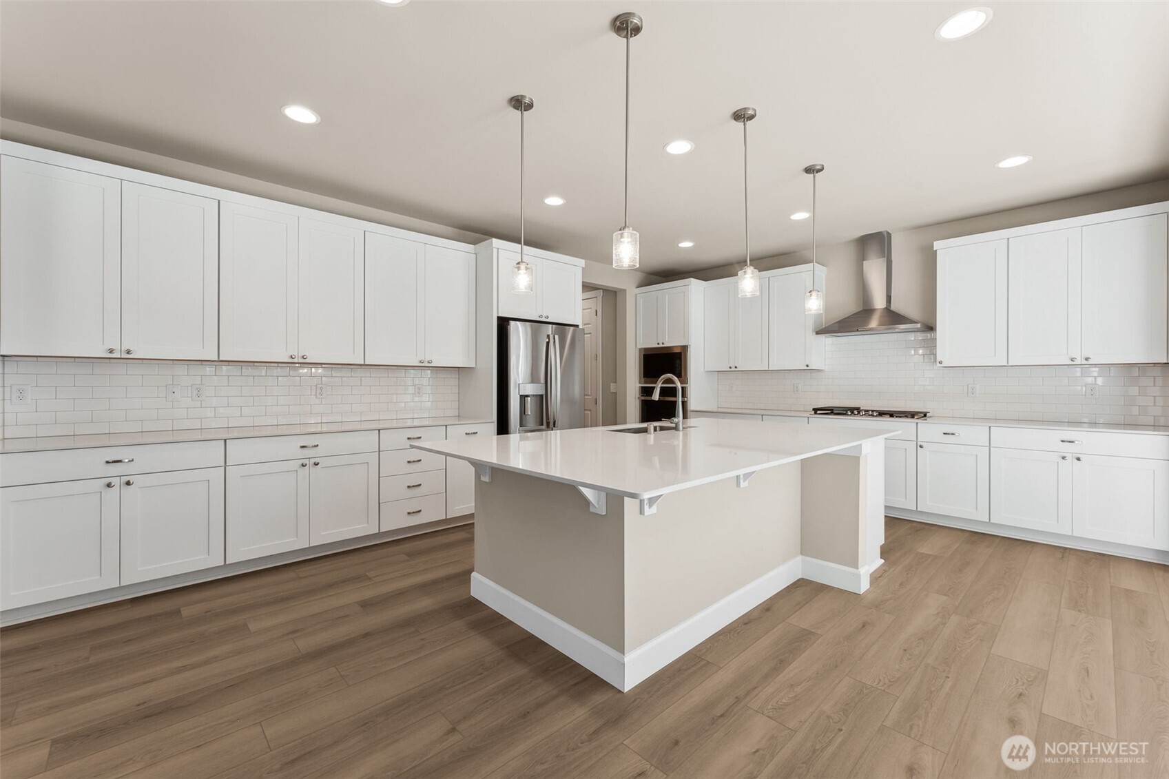 13903 179th Street E 160