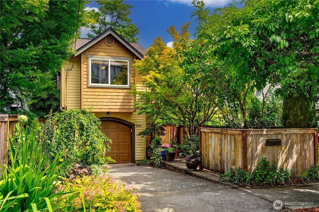 Photo of 444 26th Avenue E, Seattle, WA 98112 (MLS # 2432551)