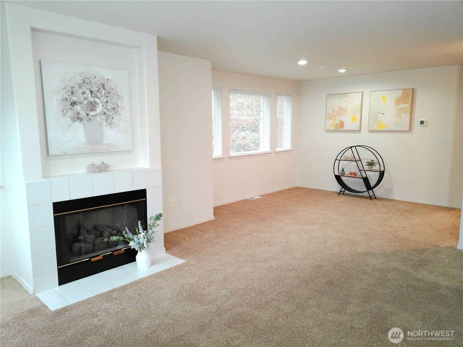 4714 Fairwood Boulevard NE 402