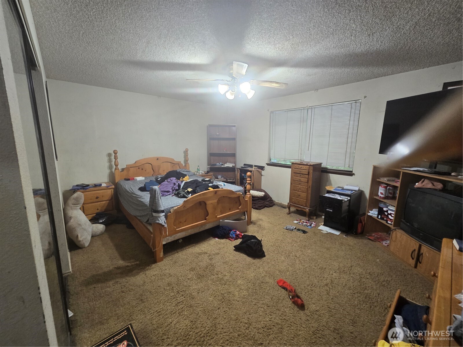 2112 NE Lexington Drive