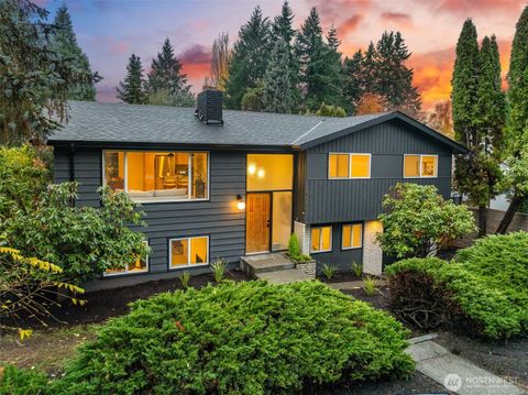 Photo of 9101 30th Avenue NE, Seattle, WA 98115 (MLS # 2498759)