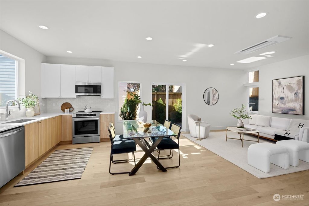 Photo of 4127 48th Avenue S #B, Seattle, WA 98118 (MLS # 2309230)