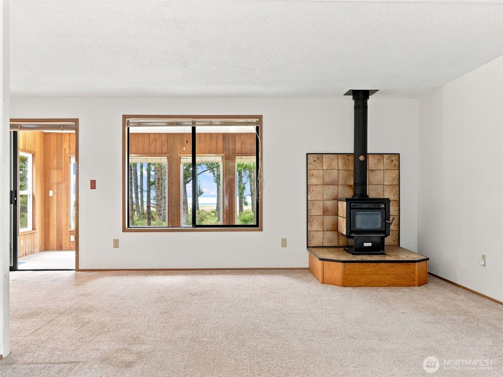 13706 Teal Lane
