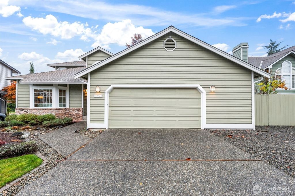 Photo of 20224 102nd Place SE, Kent, WA 98031 (MLS # 2455117)