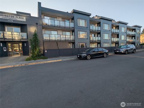 Photo of 1175 Harrington Place NE #305, Renton, WA 98056 (MLS # 2419133)