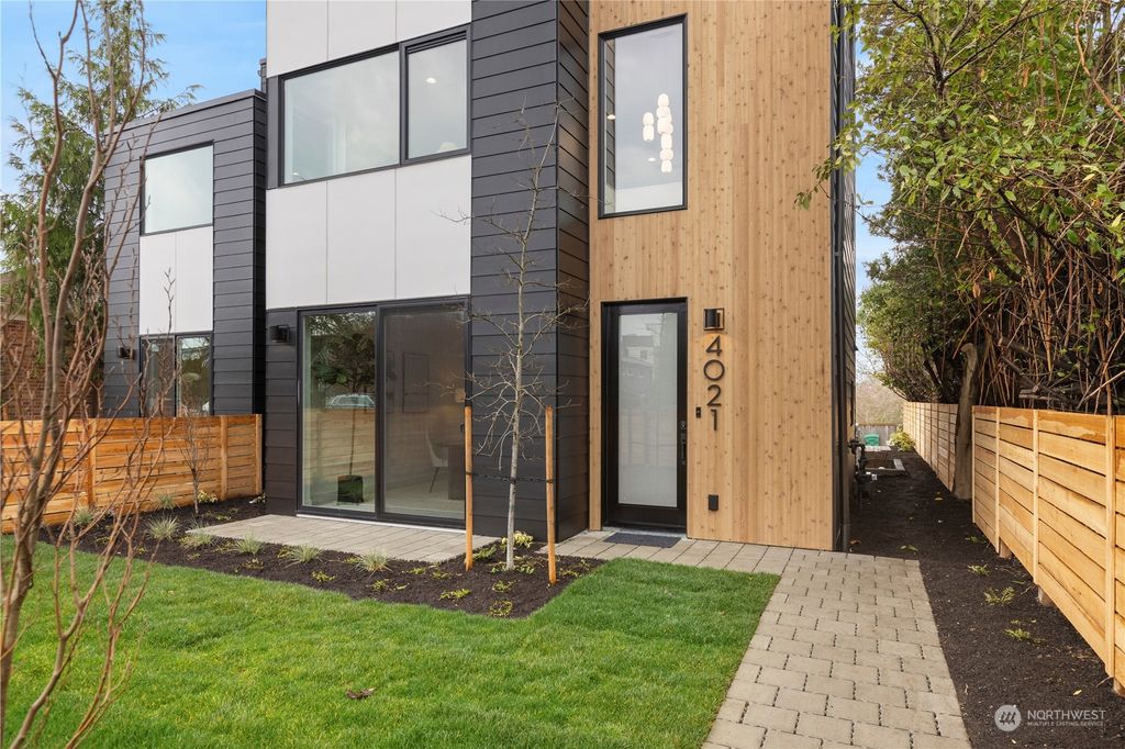 Photo of 4021 44th Avenue SW, Seattle, WA 98116 (MLS # 2215672)