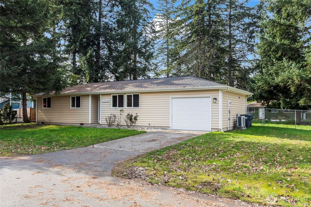 Photo of 17218 12th Avenue E, Spanaway, WA 98387 (MLS # 2490604)
