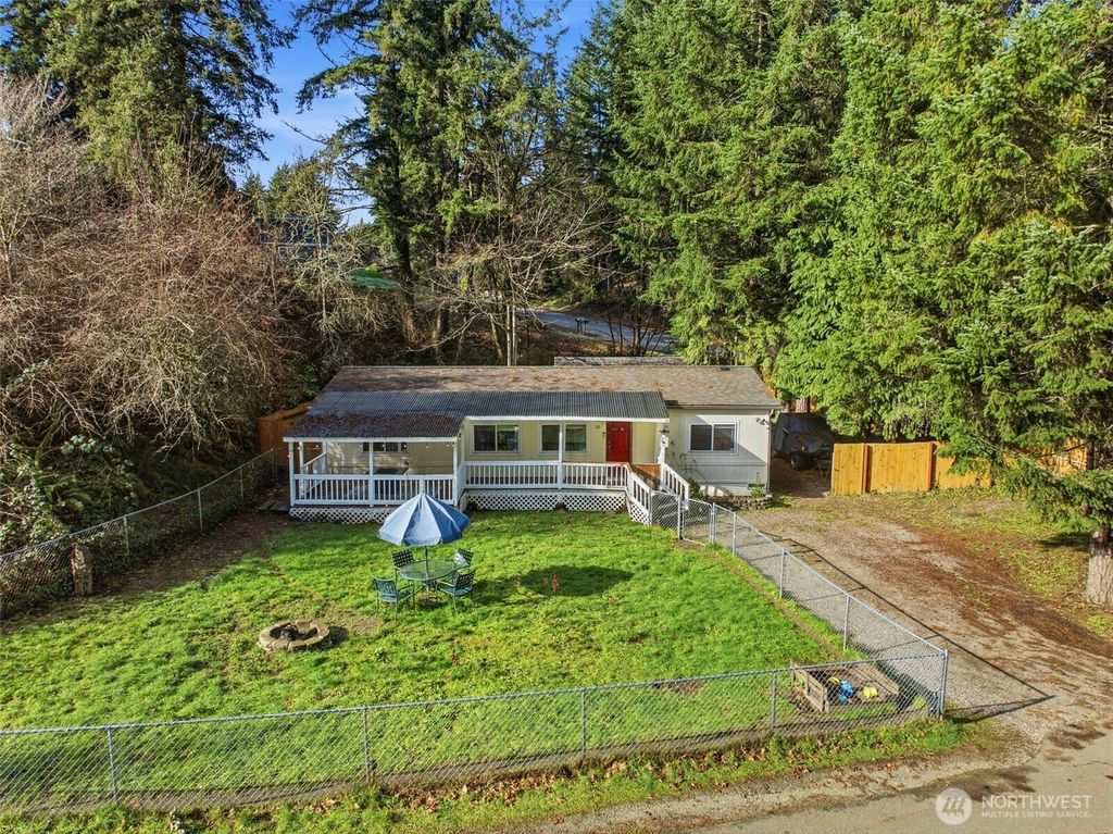 Photo of 20 NE Matthew Court, Belfair, WA 98528 (MLS # 2477488)