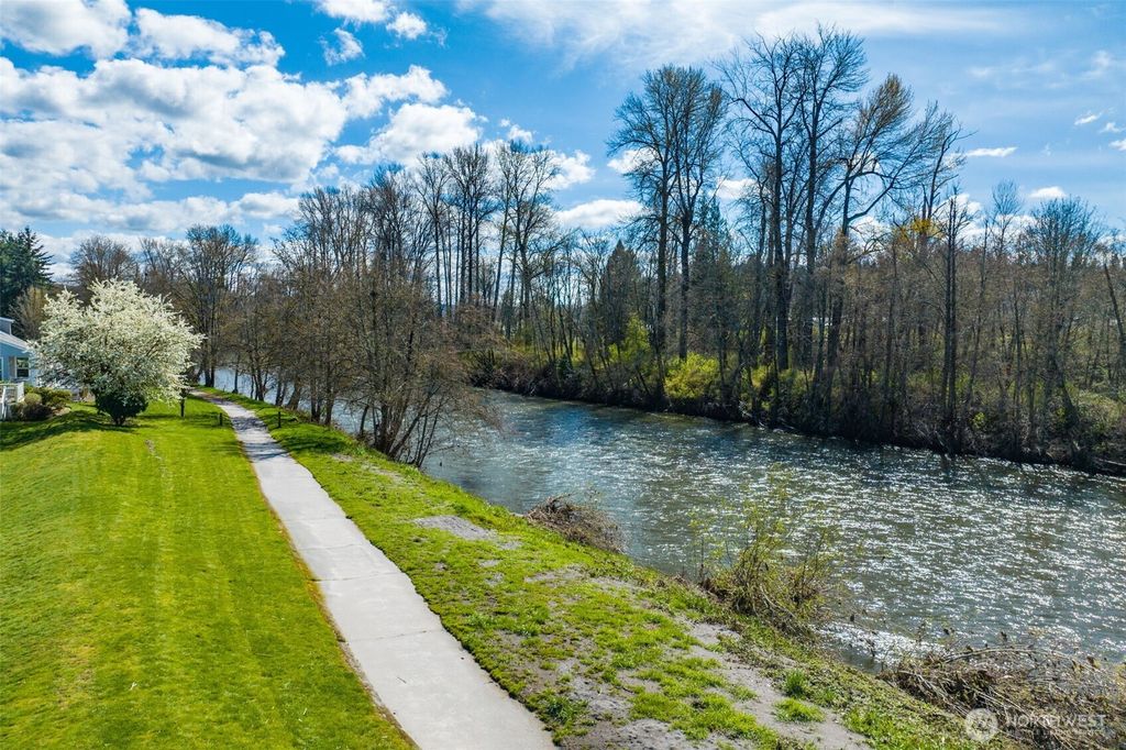 Photo of 7420 143rd Avenue Ct E, Sumner, WA 98390 (MLS # 2501898)