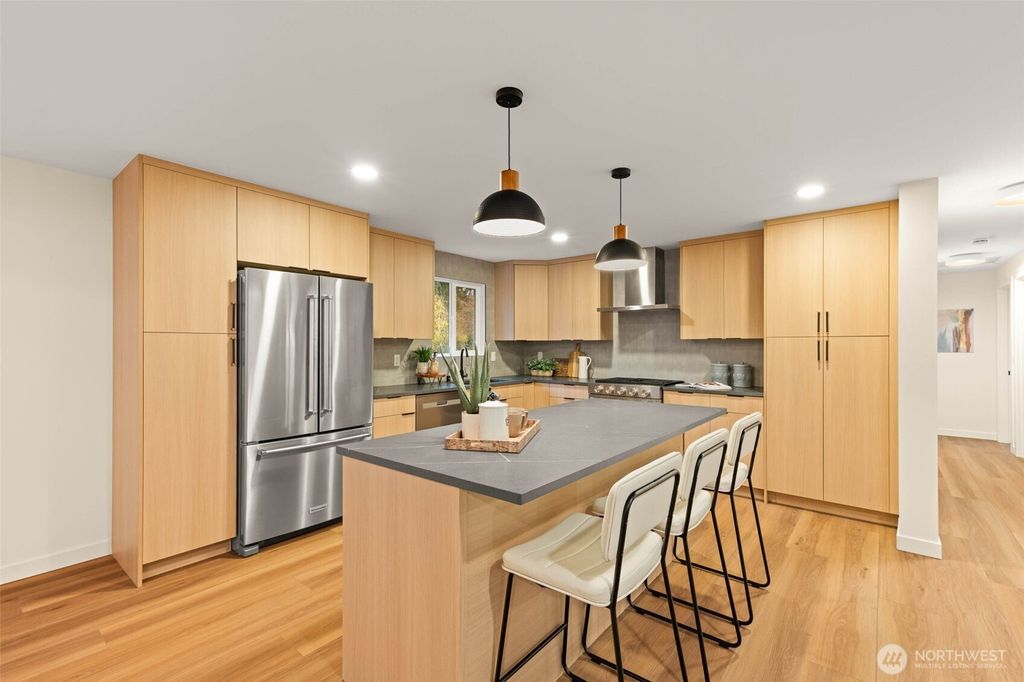 Photo of 9101 30th Avenue NE, Seattle, WA 98115 (MLS # 2455174)