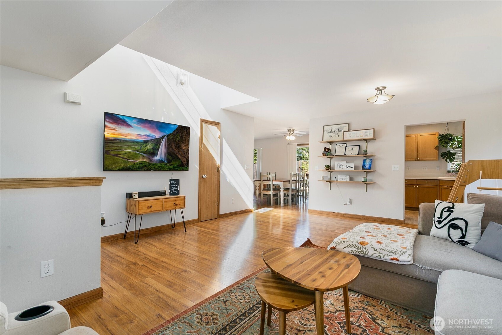 23201 40th Avenue E
