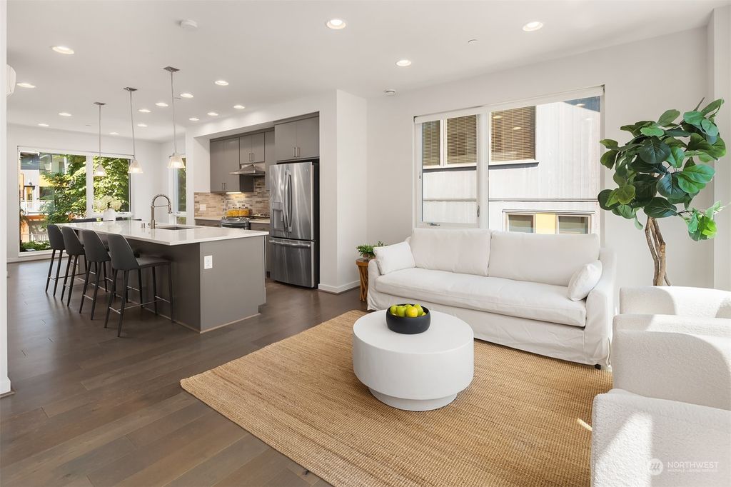 Photo of 6525 34th Avenue NE #A, Seattle, WA 98115 (MLS # 2133698)