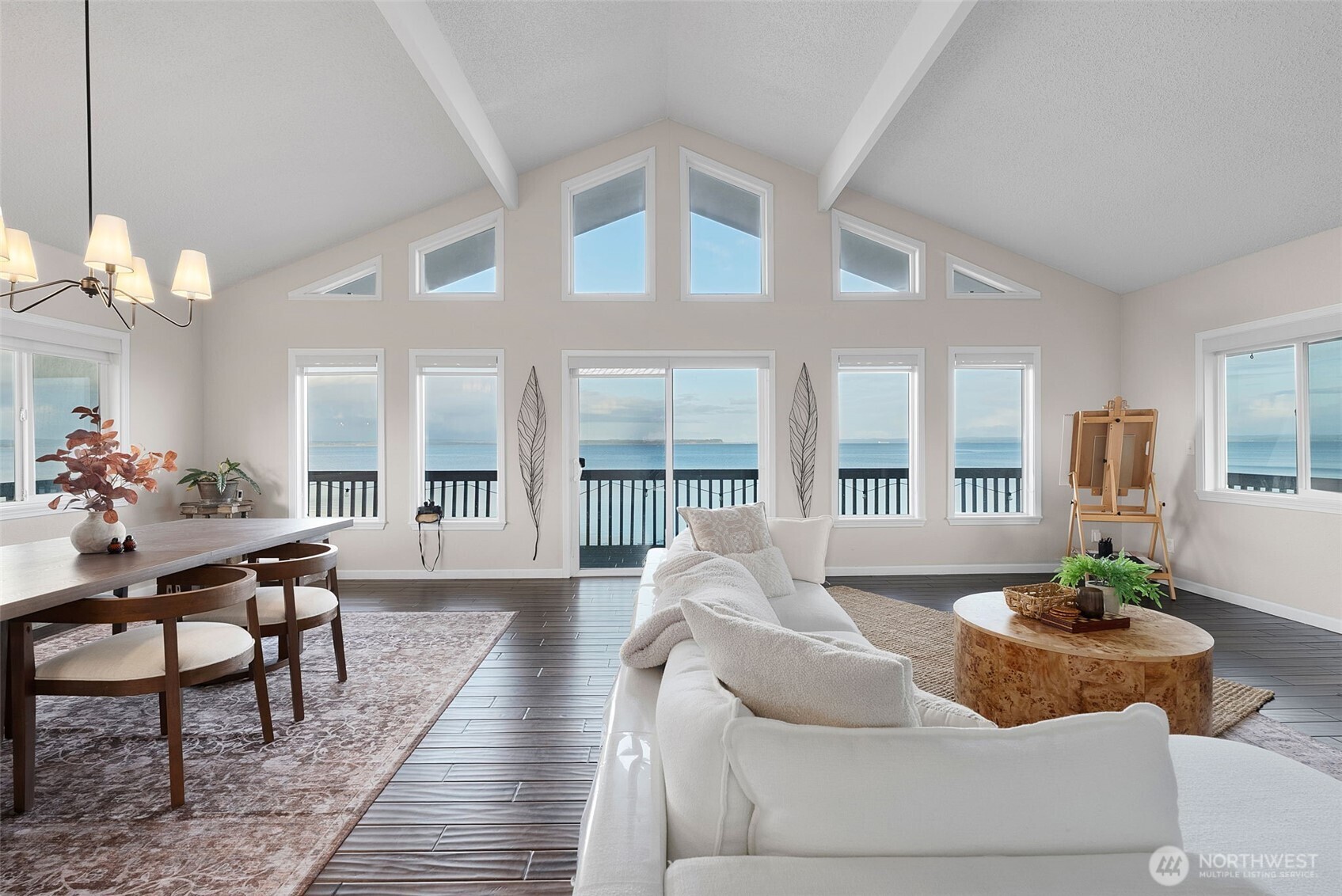 138 Sunrise Avenue SE