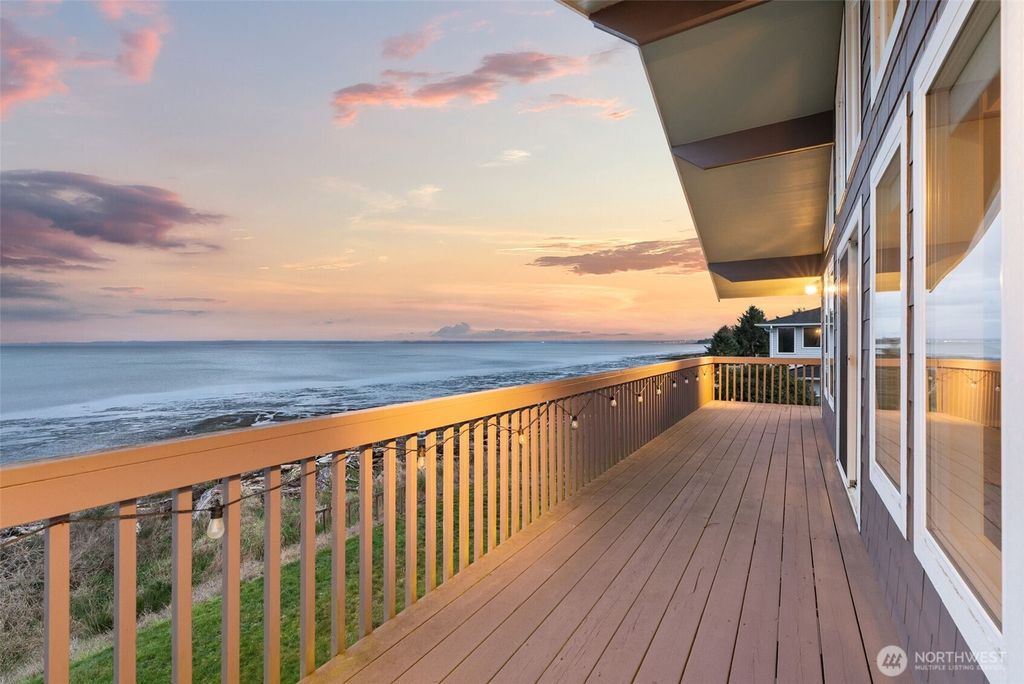 Photo of 138 Sunrise Avenue SE, Ocean Shores, WA 98569 (MLS # 2490820)