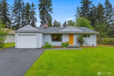 Photo of 6017 190th Street SW, Lynnwood, WA 98036 (MLS # 2524589)