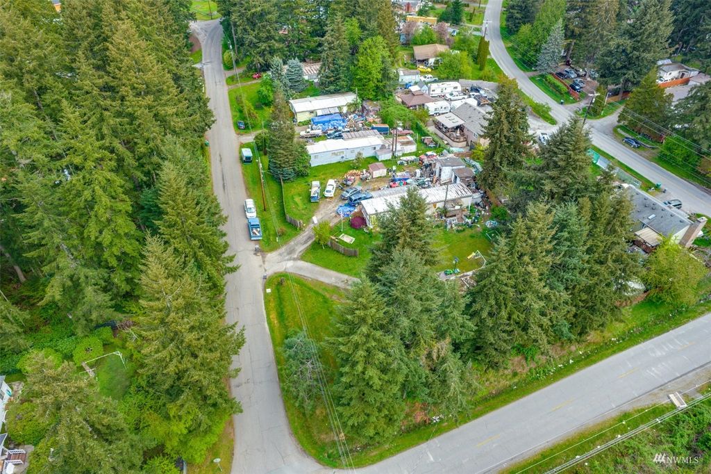 Photo of 12231 Freeway Place, Everett, WA 98208 (MLS # 1986285)