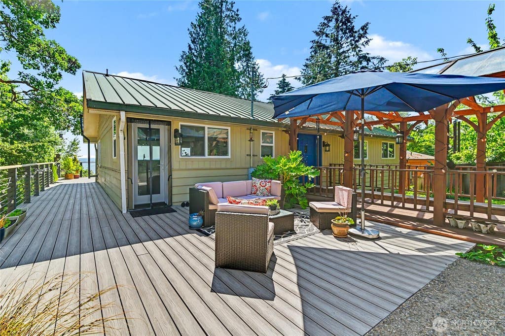 Photo of 7324 Puget Beach Road NE, Olympia, WA 98516 (MLS # 2555697)