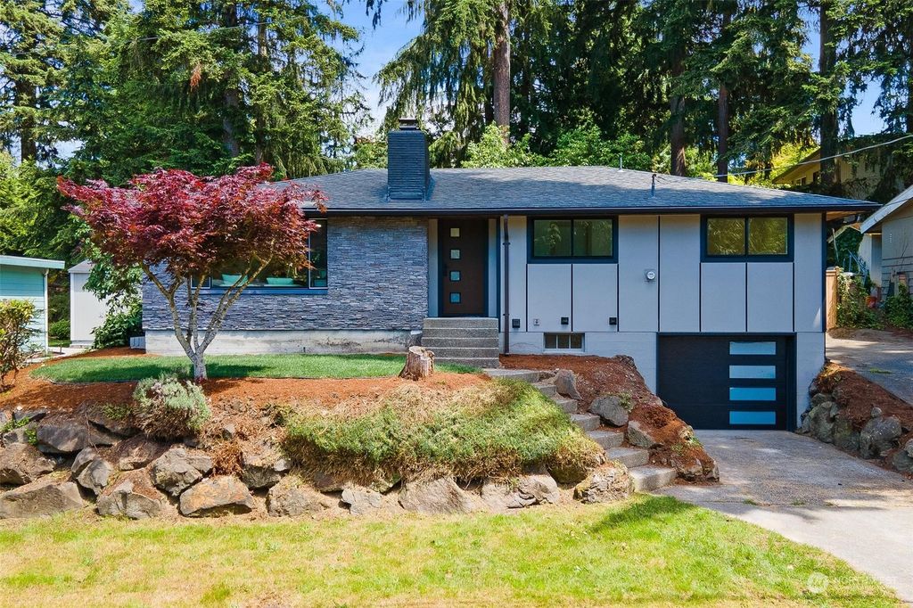 Photo of 20012 Wallingford Avenue N, Shoreline, WA 98133 (MLS # 2273268)