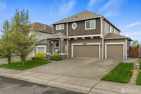 Photo of 15324 80th Avenue E, Puyallup, WA 98375 (MLS # 2487992)