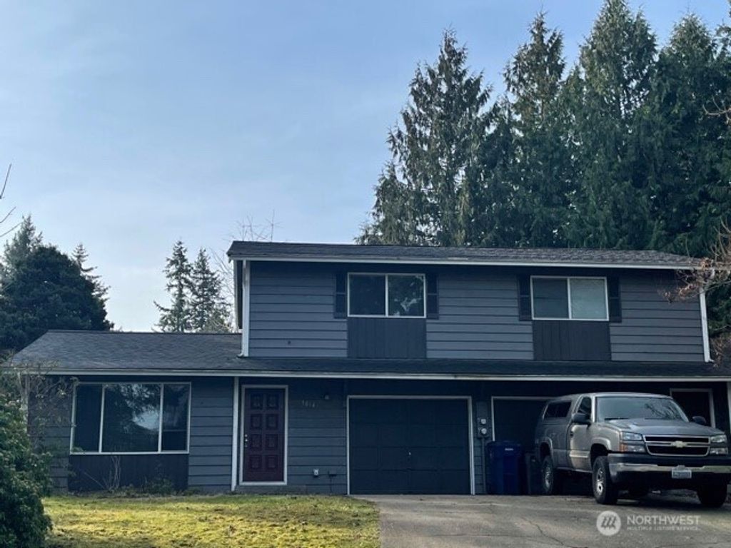 Photo of 9014 10th Place SE, Lake Stevens, WA 98258 (MLS # 2471615)