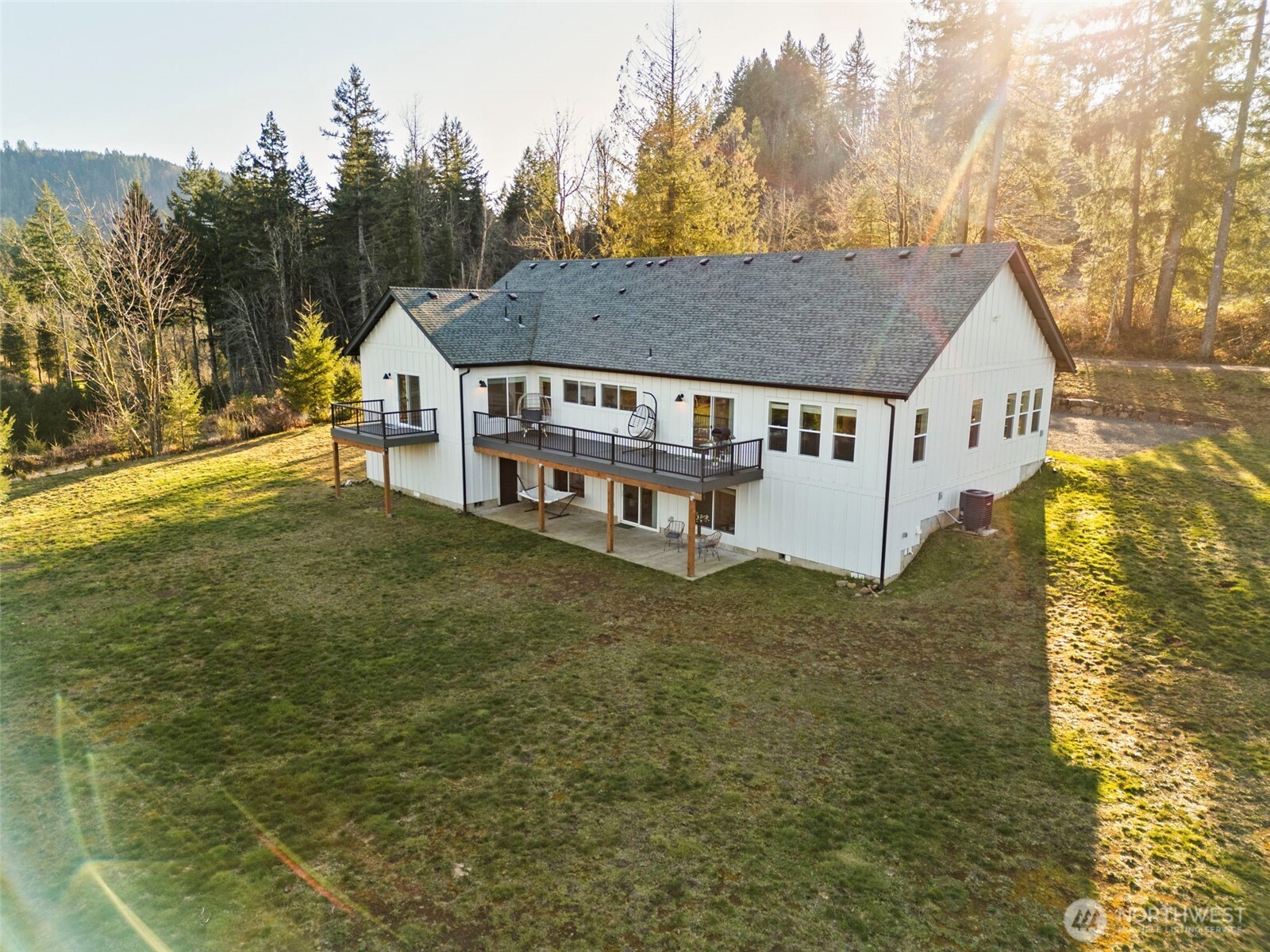 28024 NE 433rd Street
