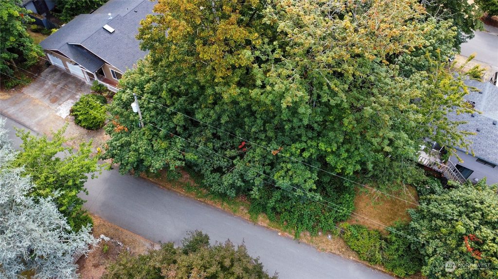 Photo of 0 Lot 32 x, Maple Valley, WA 98038 (MLS # 2154306)