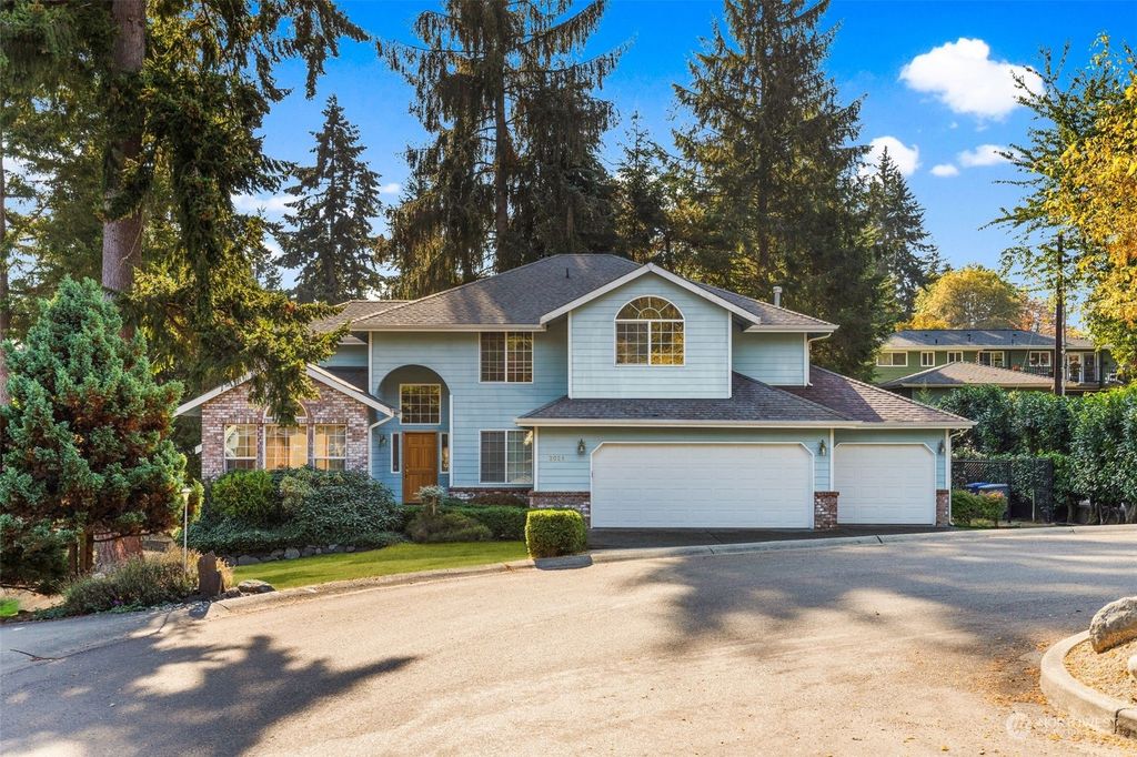 Photo of 2025 SW 163rd Court, Burien, WA 98166 (MLS # 2007171)