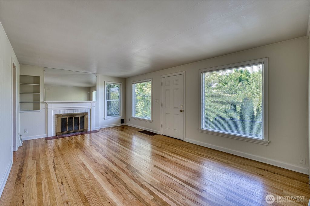 Photo of 5932 37th Avenue SW, Seattle, WA 98126 (MLS # 2380627)