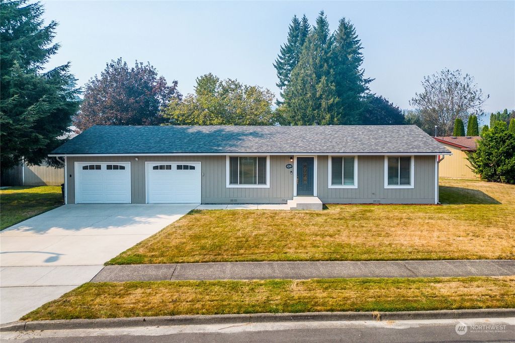 Photo of 4209 Regency Place, Carnation, WA 98014 (MLS # 1997899)