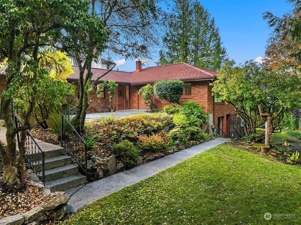 Photo of 18730 94th Avenue W, Edmonds, WA 98020 (MLS # 2305155)