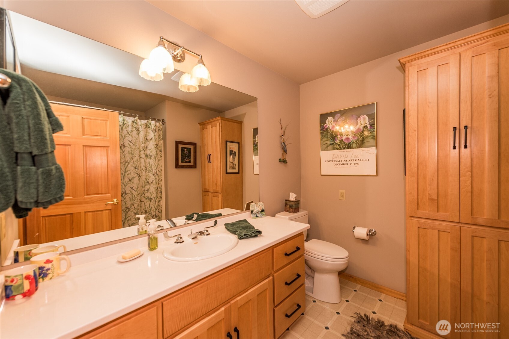 Port Angeles, Washington, 98362, United States, 3 Bedrooms Bedrooms, ,4 BathroomsBathrooms,Residential,Active,2015856