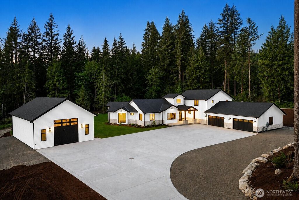Photo of 26328 SE 152nd Street, Issaquah, WA 98027 (MLS # 2530084)