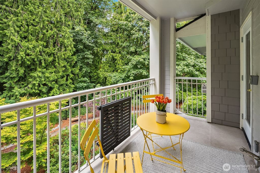 Photo of 4535 Providence Point Place SE #202, Issaquah, WA 98029 (MLS # 2397931)