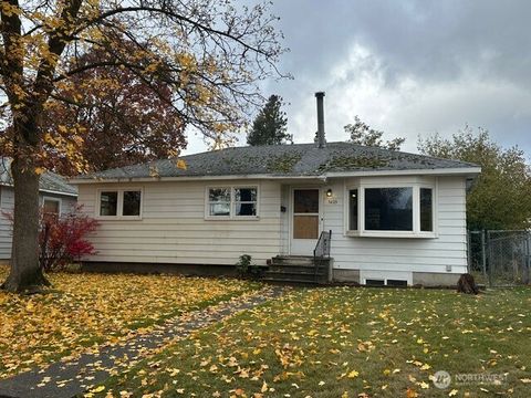 Photo of 5223 N Cannon Street, Spokane, WA 99205 (MLS # 2449652)