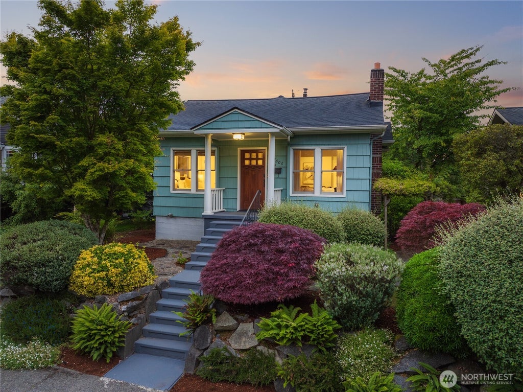 Photo of 7506 23rd Avenue NW, Seattle, WA 98117 (MLS # 2539546)