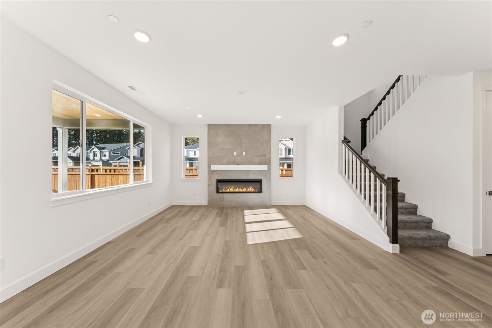 18037 139th Place E 15