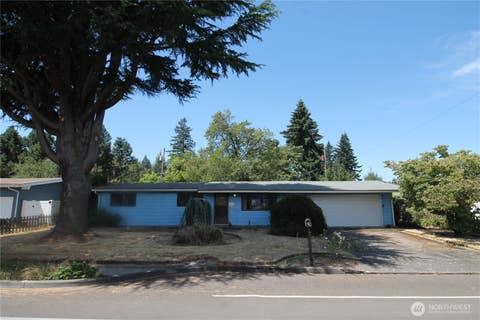 Photo of 2612 NE 98th Avenue, Vancouver, WA 98662 (MLS # 2560381)