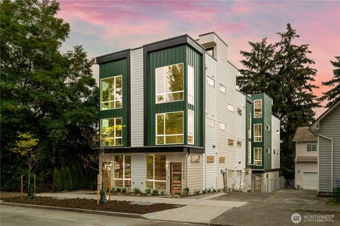 2108 15th Avenue S C Seattle WA 98144
