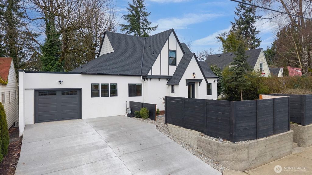 Photo of 3259 Capitol Boulevard SW, Olympia, WA 98501 (MLS # 2478650)