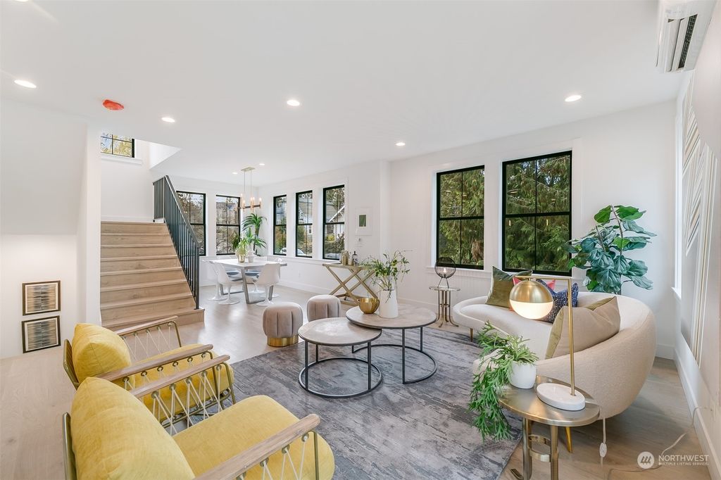 Photo of 6048 4th Avenue NE, Seattle, WA 98115 (MLS # 2162490)