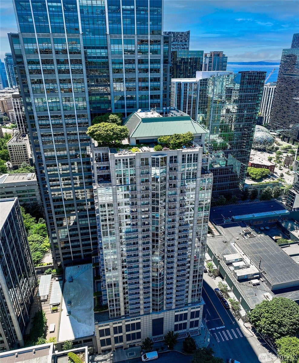 Photo of 819 Virginia Street #2902, Seattle, WA 98101 (MLS # 2596363)