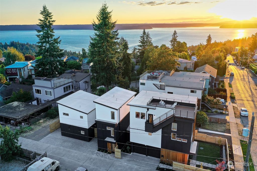 Photo of 4011 SW Thistle Street #B, Seattle, WA 98136 (MLS # 2044399)